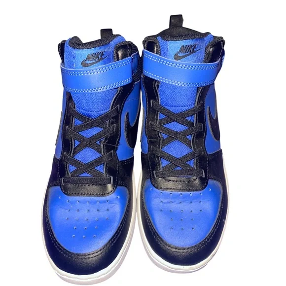 Nike Kids Black and Blue Sneakers - Picture 2 of 5